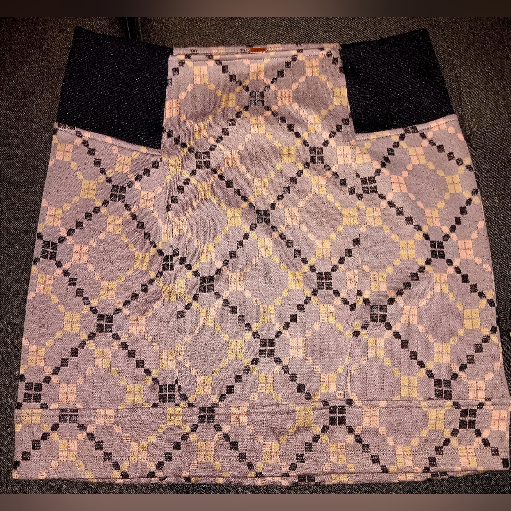 Free People Stretchy Miniskirt, Size S/P, light brown, peach, black, pale yellow